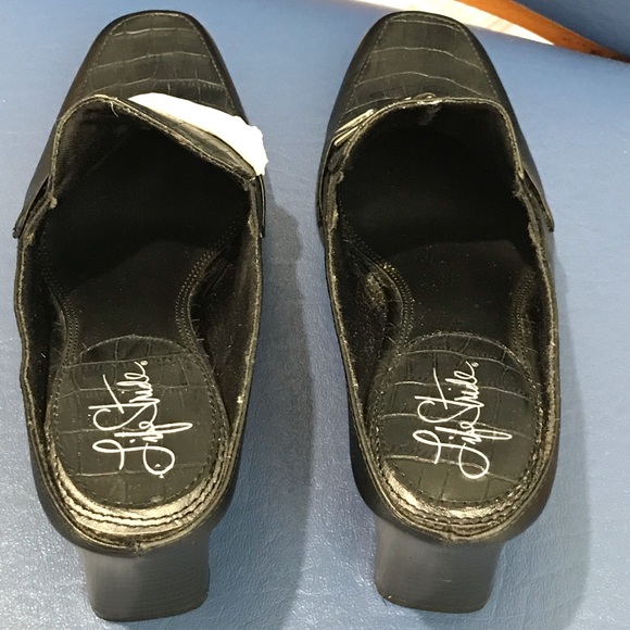 Life Stride black, slip-on heels - Picture 3 of 9